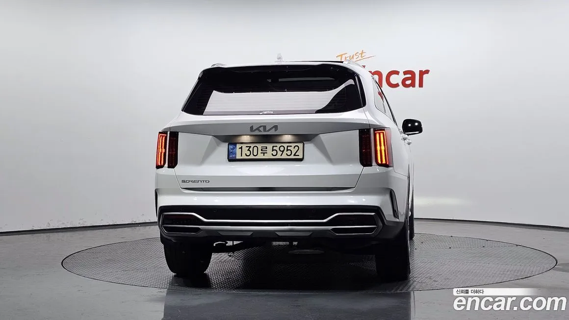 Kia Sorento — фото 4