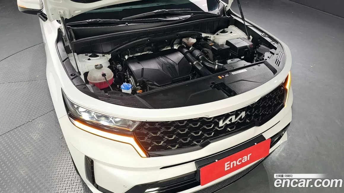 Kia Sorento — фото 6