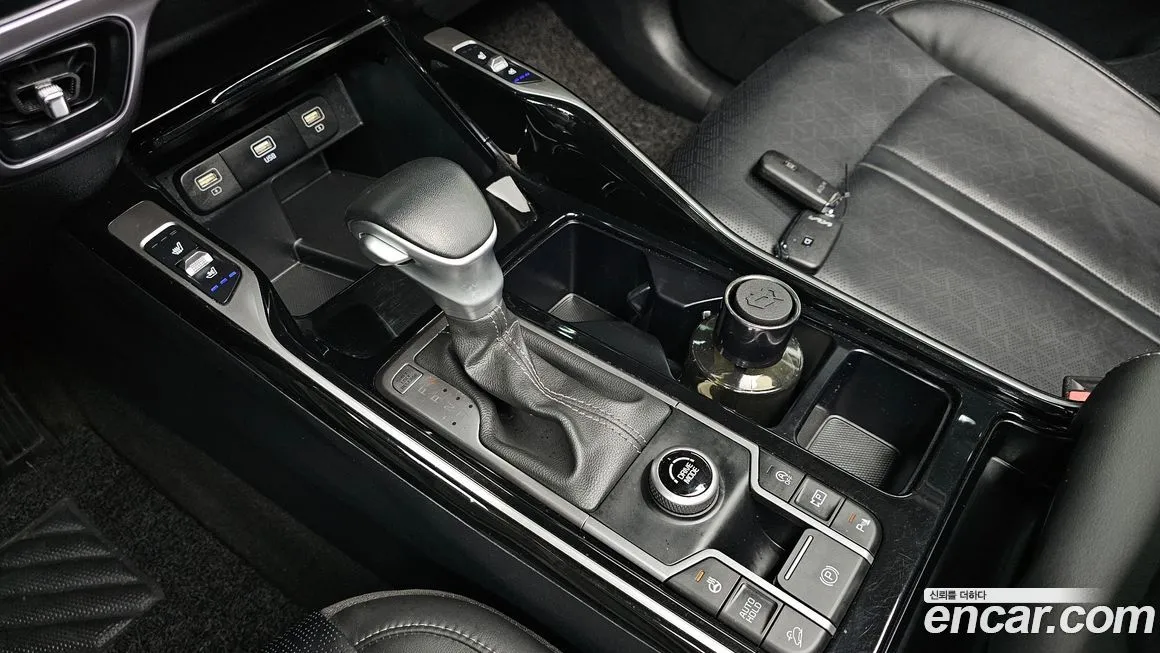 Kia Sorento — фото 9