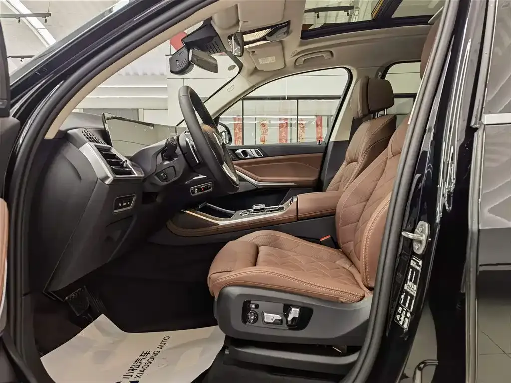 BMW X7 2024 из CN, фото 10