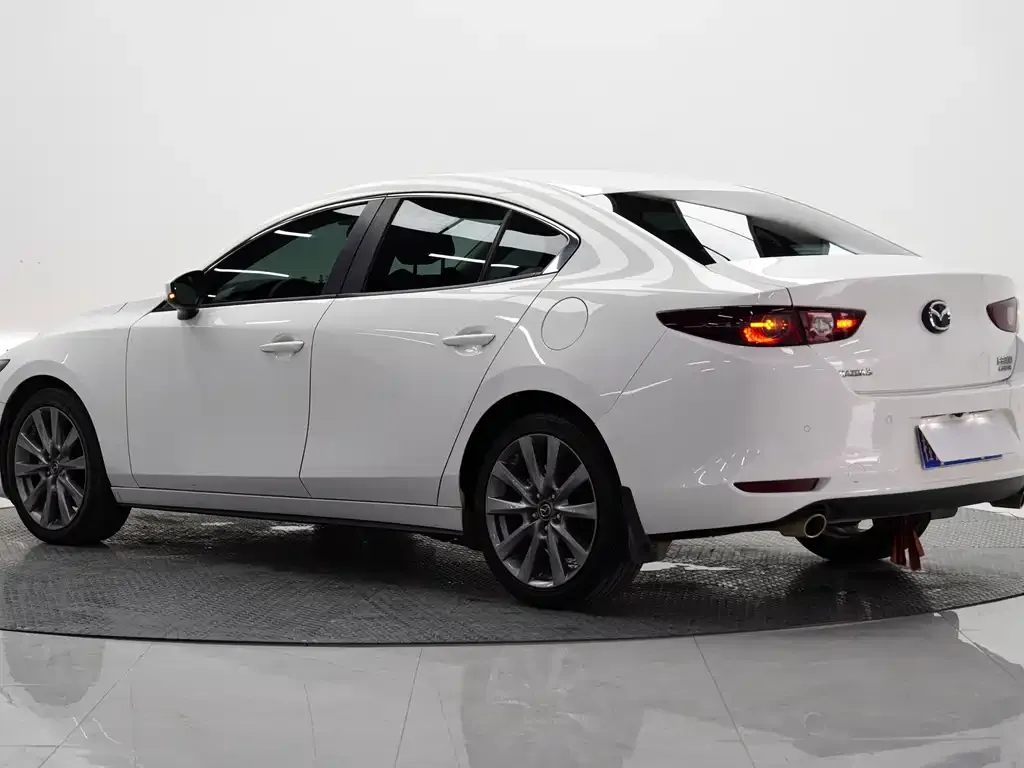 [object Object] 3 Axela 2022 из CN, фото 3