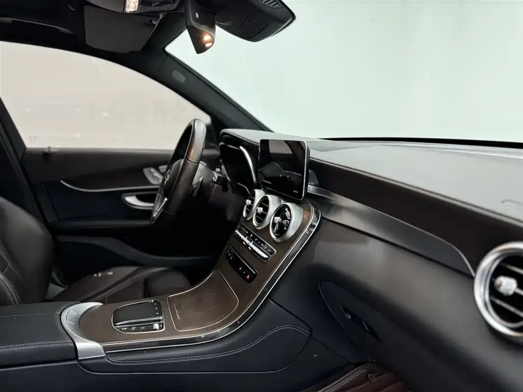 Mercedes-Benz GLC 2022 из CN, фото 2