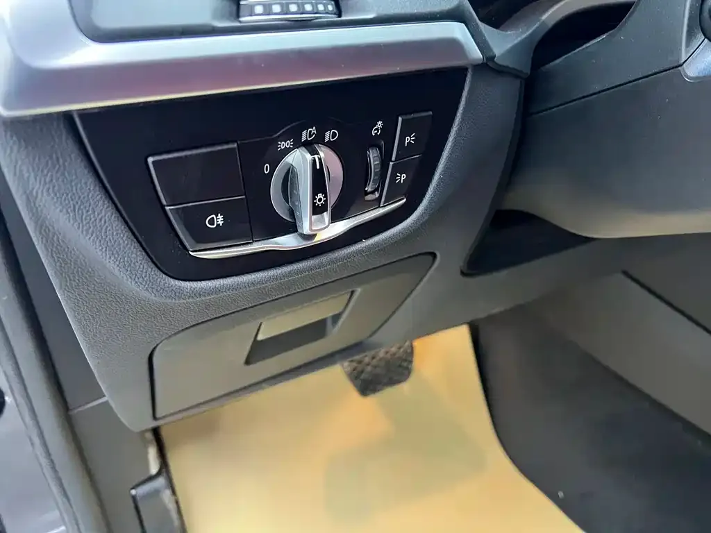 BMW iX3 2023 из CN, фото 6