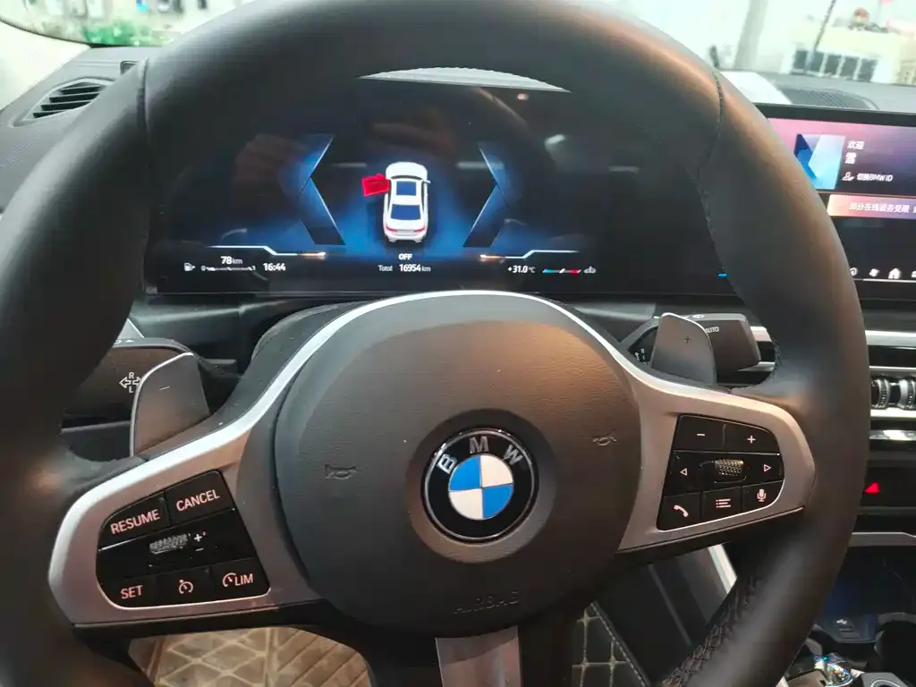 BMW 3 Series 2024 из CN, фото 6