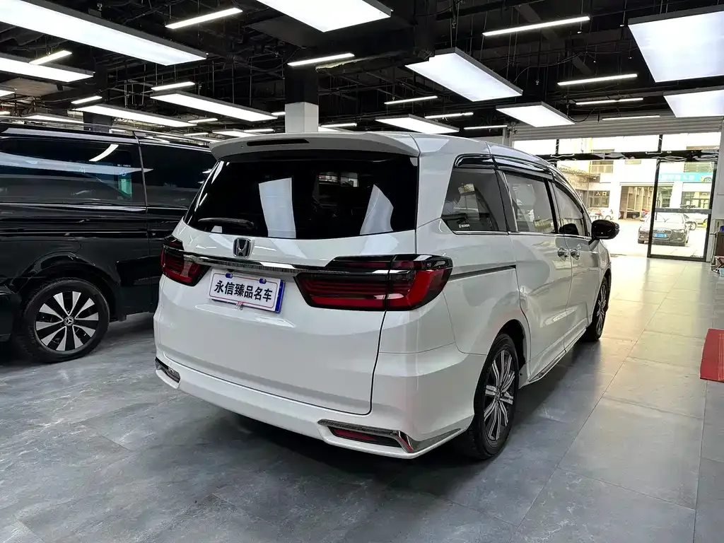 Honda Odyssey 2024 из CN, фото 3