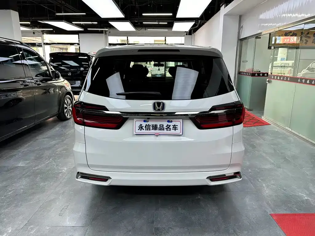 Honda Odyssey 2024 из CN, фото 4