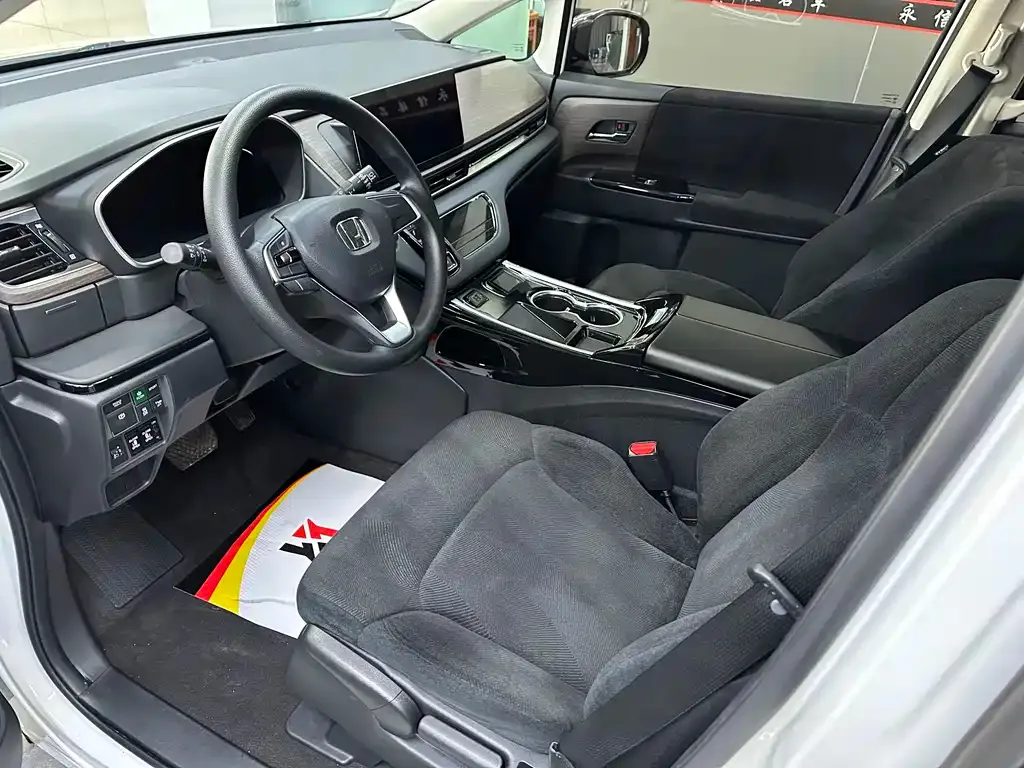 Honda Odyssey 2024 из CN, фото 7