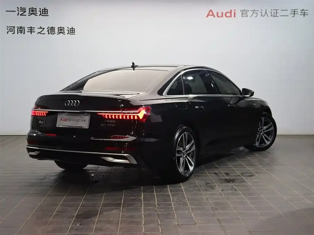 Audi A6L 2023 из CN, фото 4