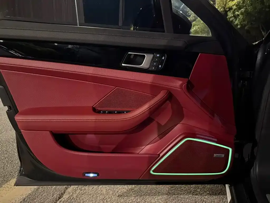 Porsche Panamera 2021 из CN, фото 7