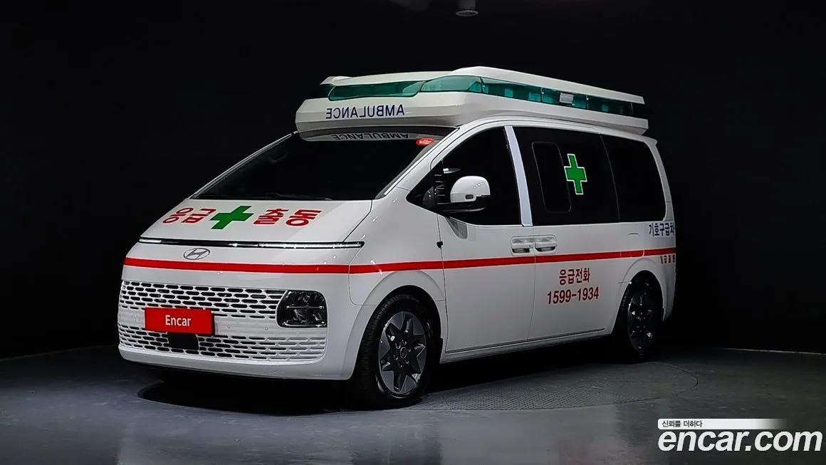 Hyundai Staria