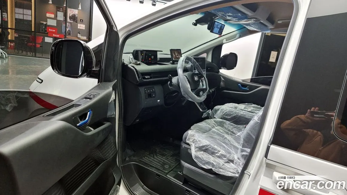 Hyundai Staria 2025 из KR, фото 10