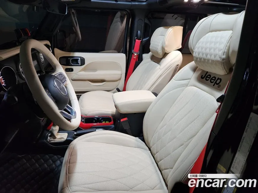 Jeep Wrangler — фото 10