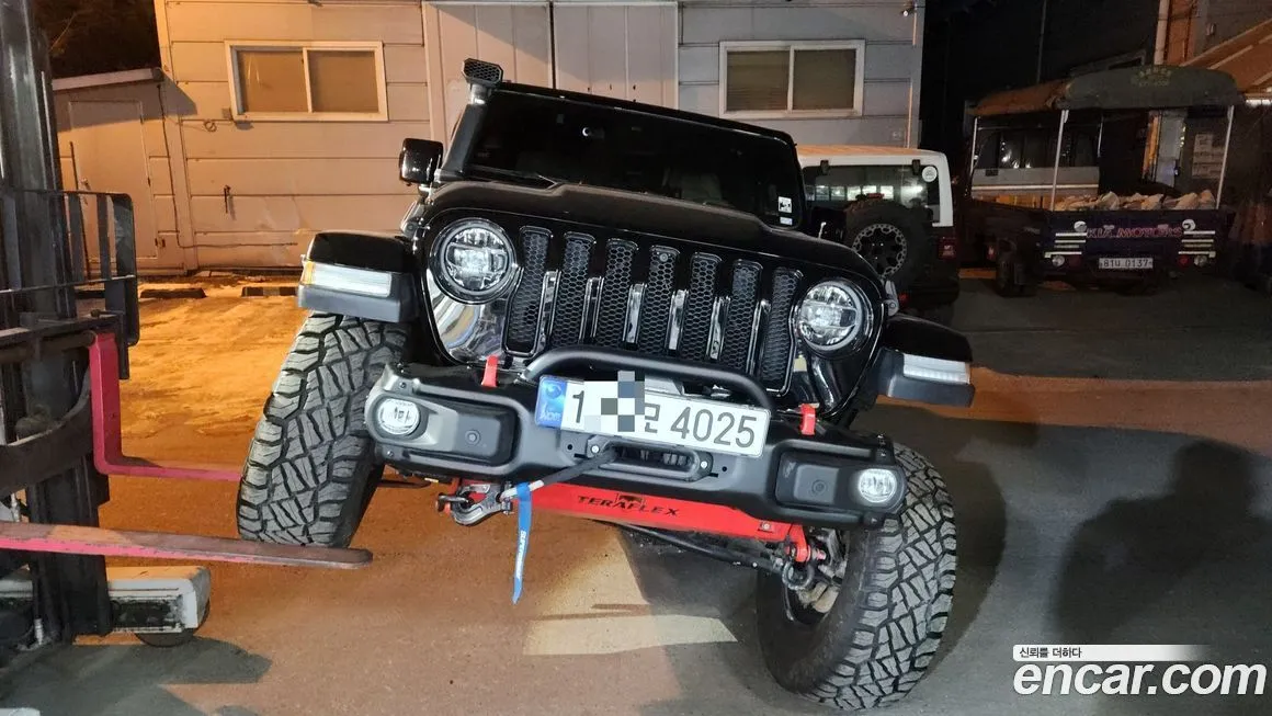 Jeep Wrangler — фото 2