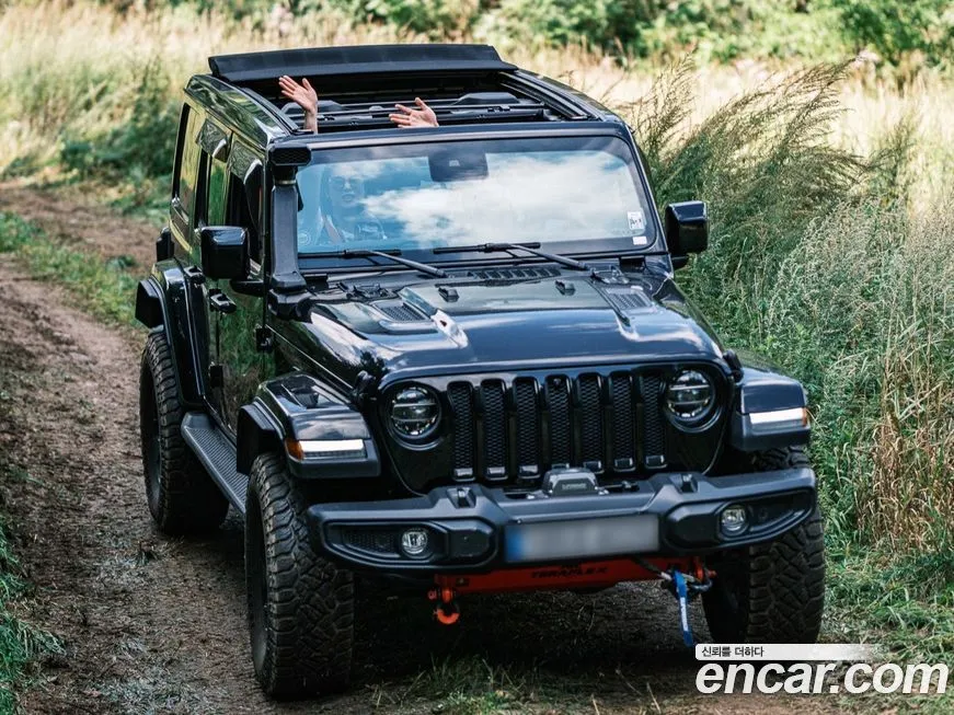 Jeep Wrangler — фото 5