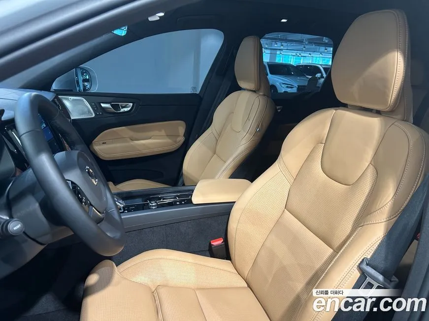 Volvo XC60 2025 из KR, фото 10