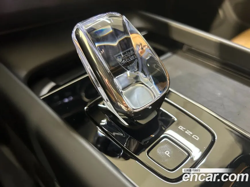 Volvo XC60 2025 из KR, фото 9
