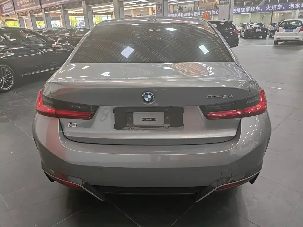 BMW i3 2023 из CN, фото 9
