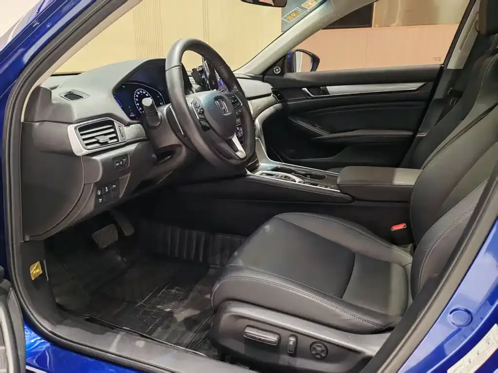 Honda Accord 2021 из CN, фото 10