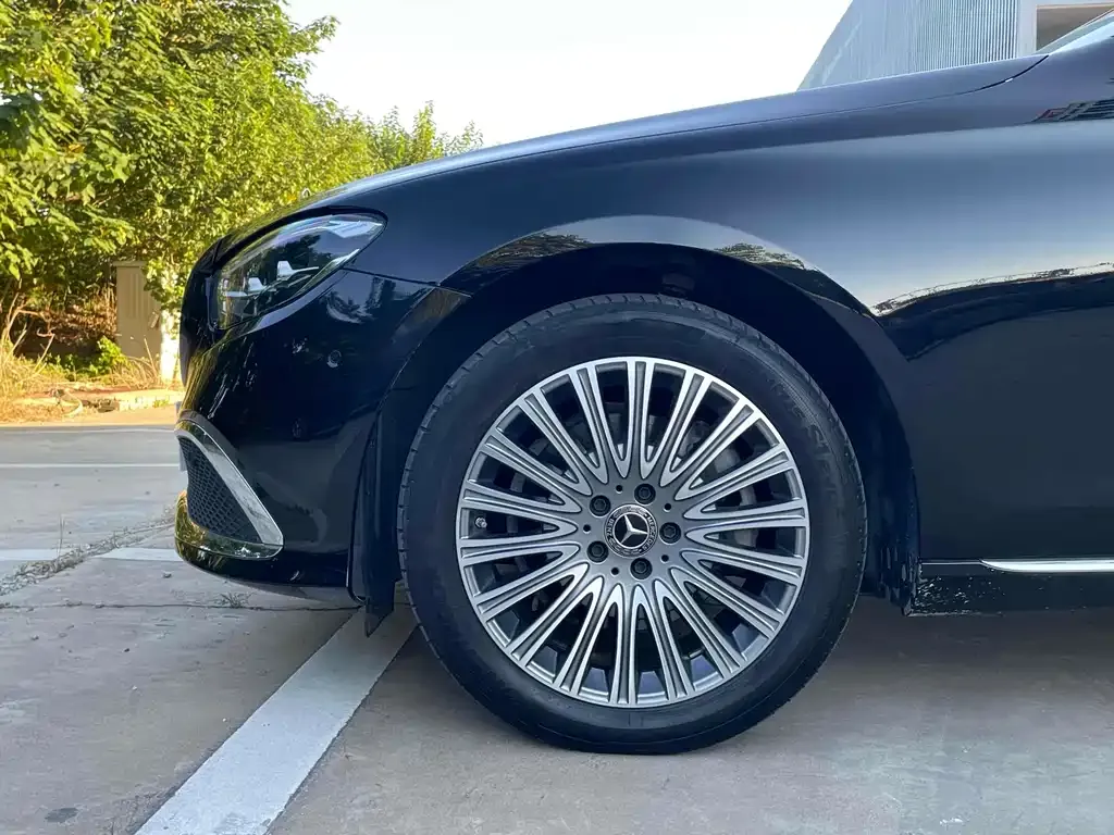 Mercedes-Benz E-Class 2023 из CN, фото 4