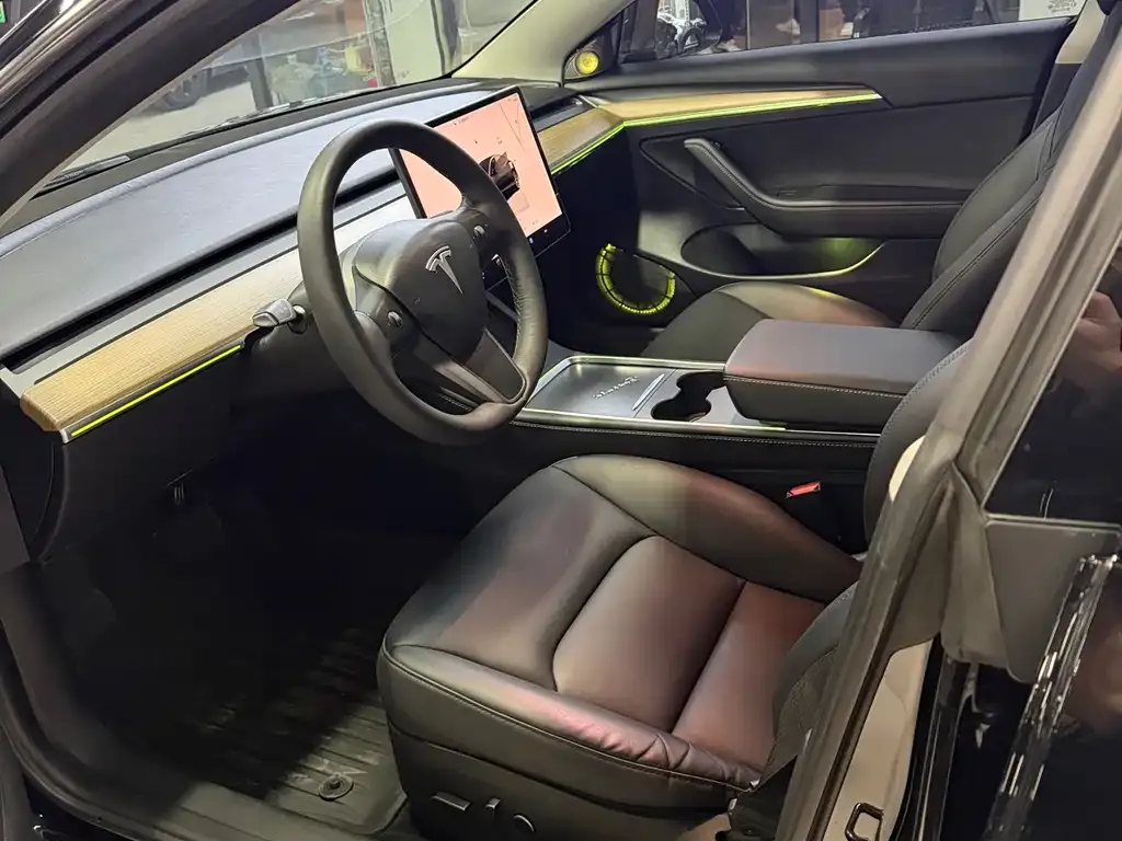Tesla Model 3 2023 из CN, фото 8
