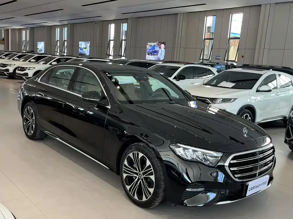 Mercedes-Benz E-Class 2025 из CN, фото 2