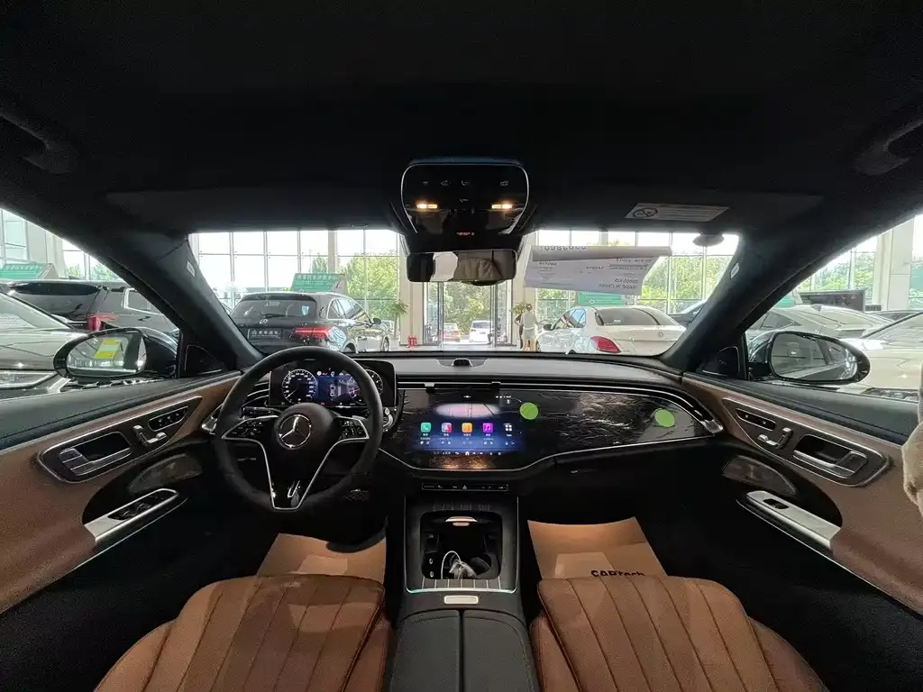 Mercedes-Benz E-Class 2025 из CN, фото 9