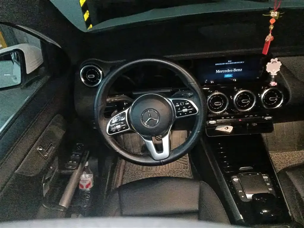 Mercedes-Benz GLA 2023 из CN, фото 3