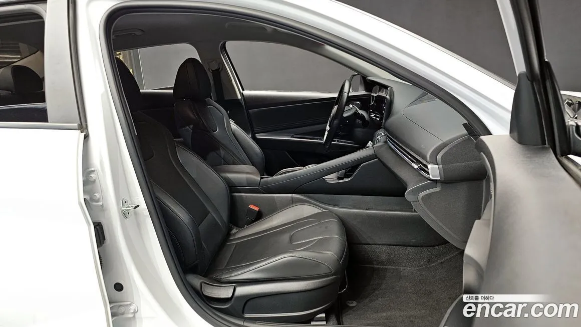 Hyundai AVANTE 2022 из KR, фото 10