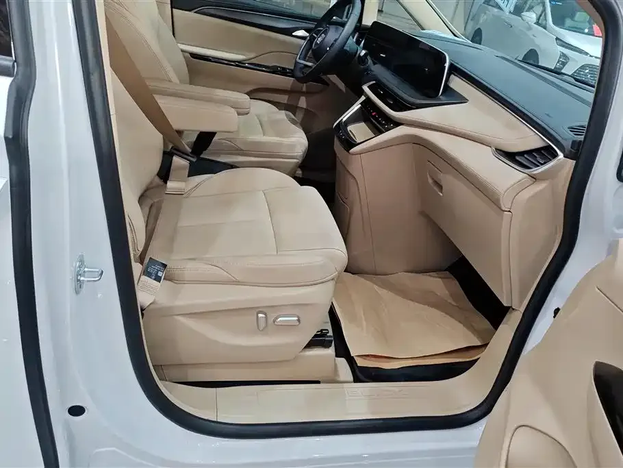 Buick GL8 Hybrid 2025 из CN, фото 8