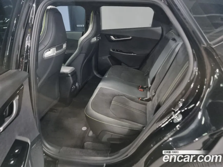 Kia EV6 2023 из KR, фото 10