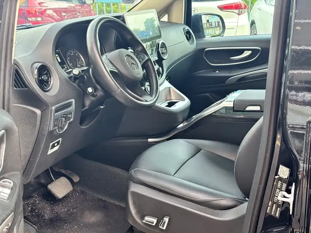 Mercedes-Benz Vito — фото 10