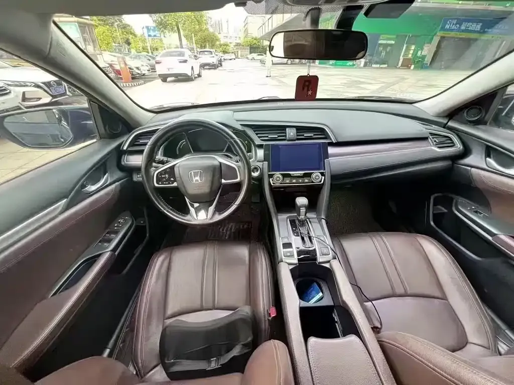 Honda Civic 2022 из CN, фото 10