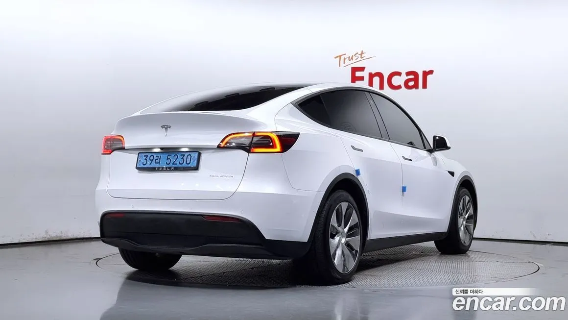 Tesla Model Y 2021 из KR, фото 2