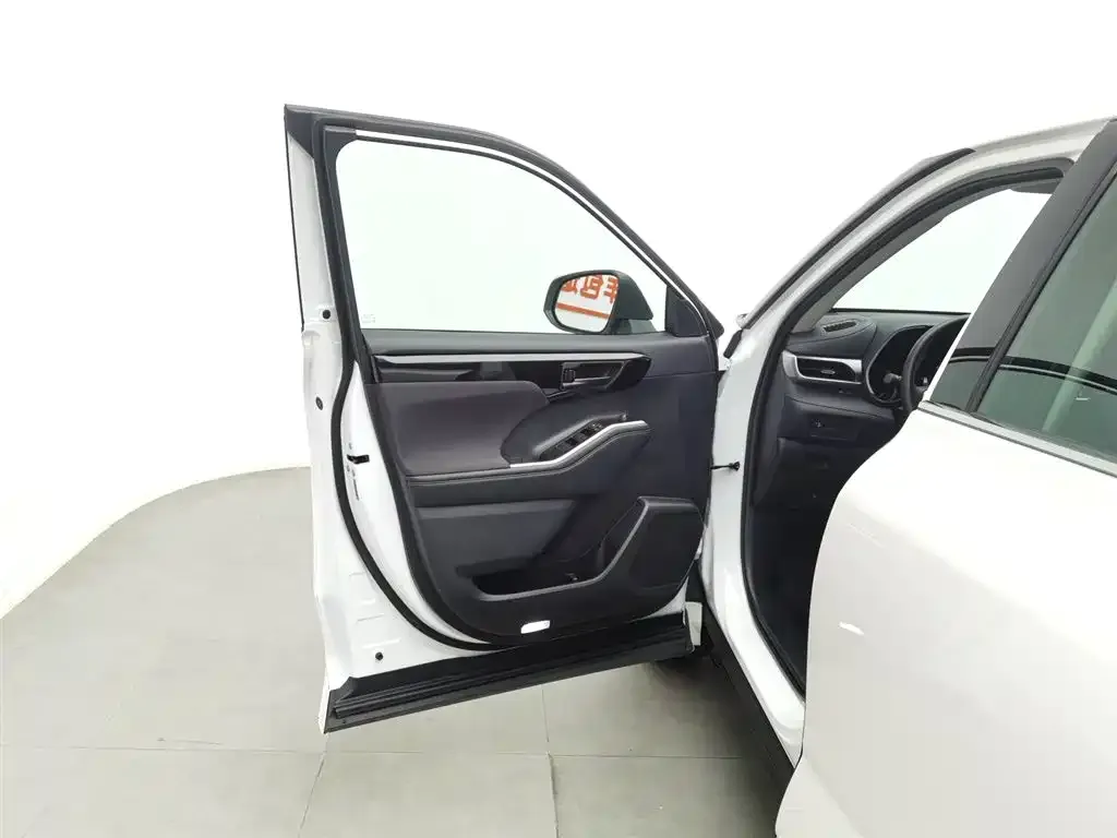 Toyota Highlander 2024 из CN, фото 8