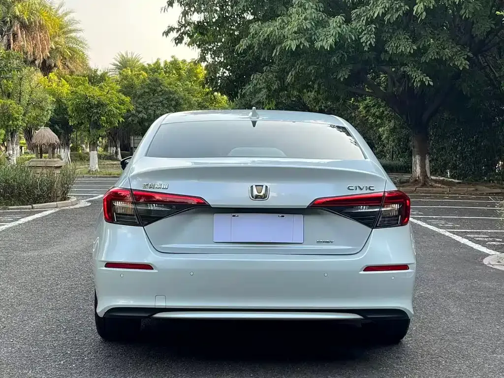 Honda Civic — фото 7