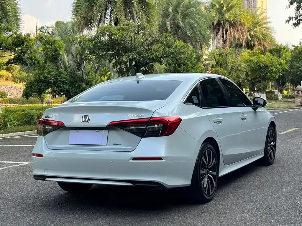 Honda Civic — фото 8