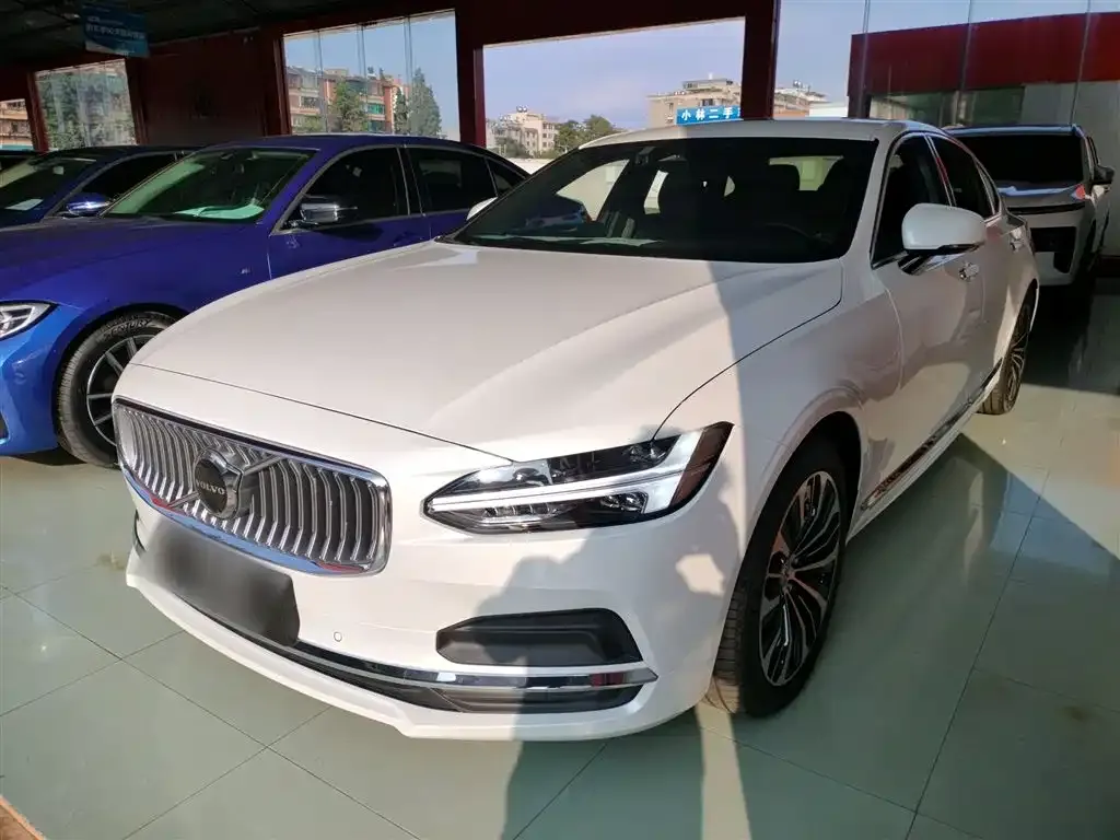 Volvo S90 — фото 2