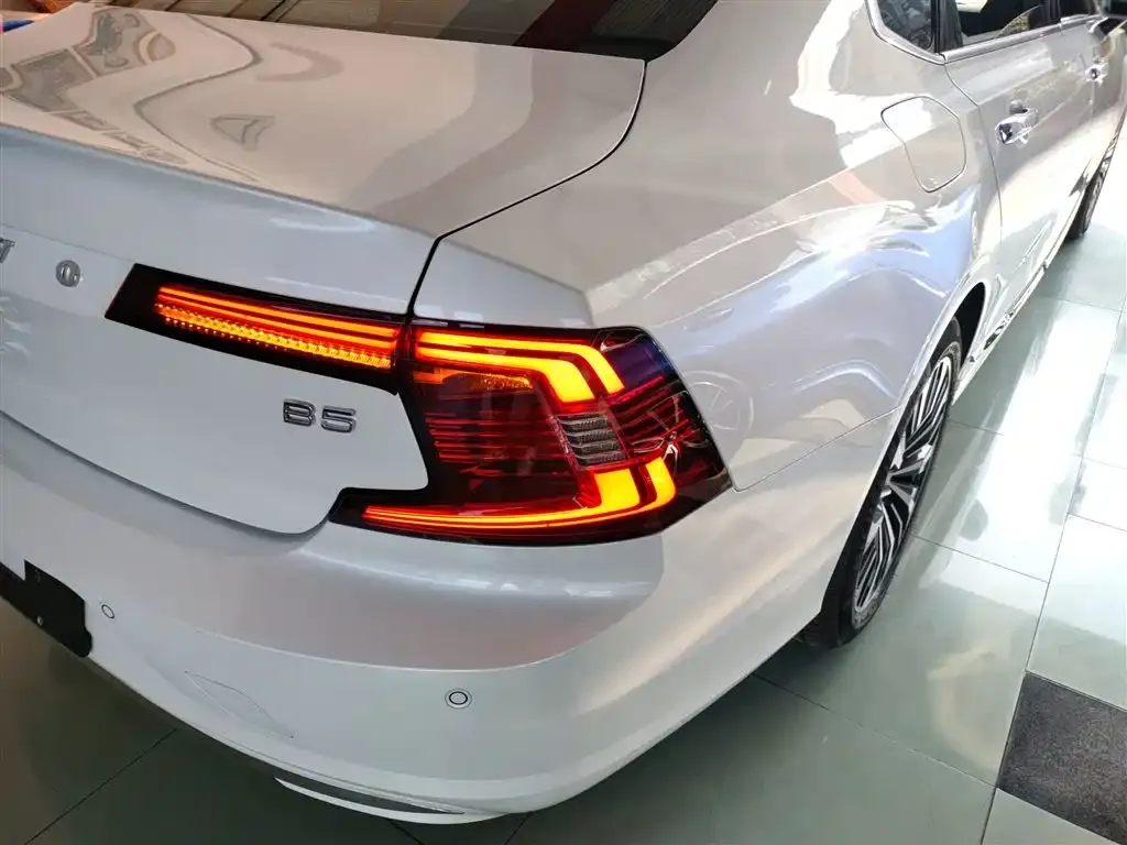 Volvo S90 — фото 8