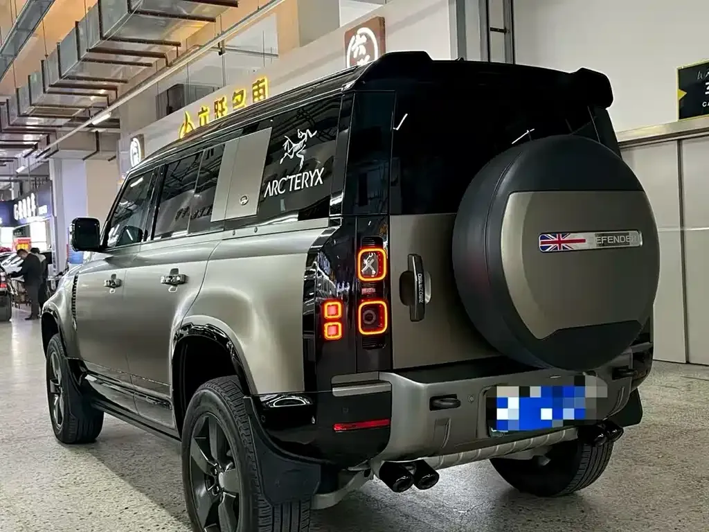 Land Rover Defender 2022 из CN, фото 10