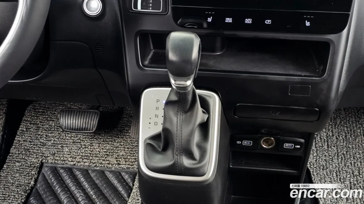 Hyundai Staria — фото 9