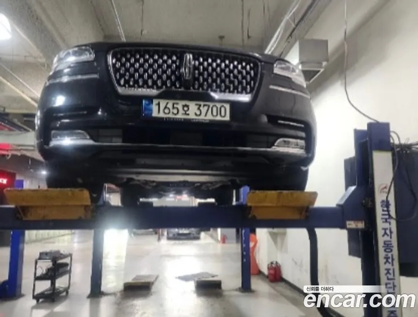 Lincoln Aviator — фото 1