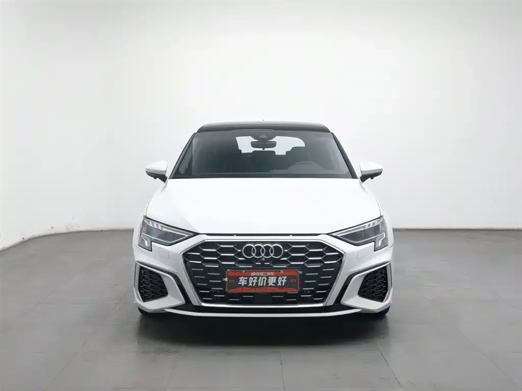 Audi A3 2024 из CN, фото 3