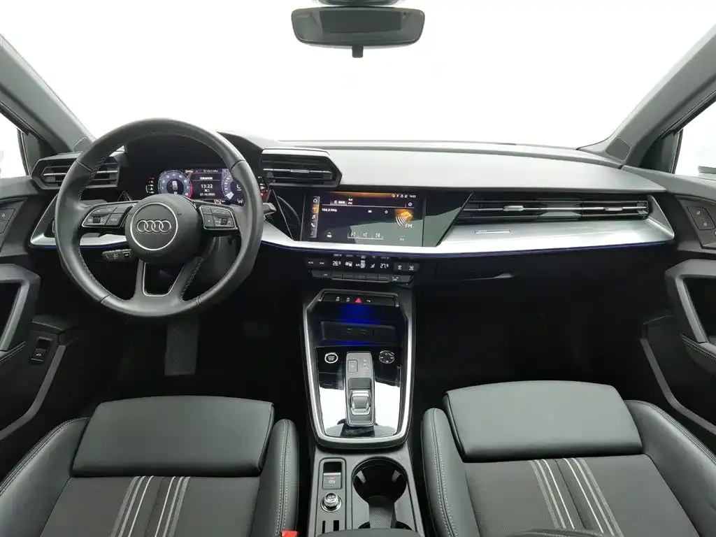 Audi A3 2024 из CN, фото 5