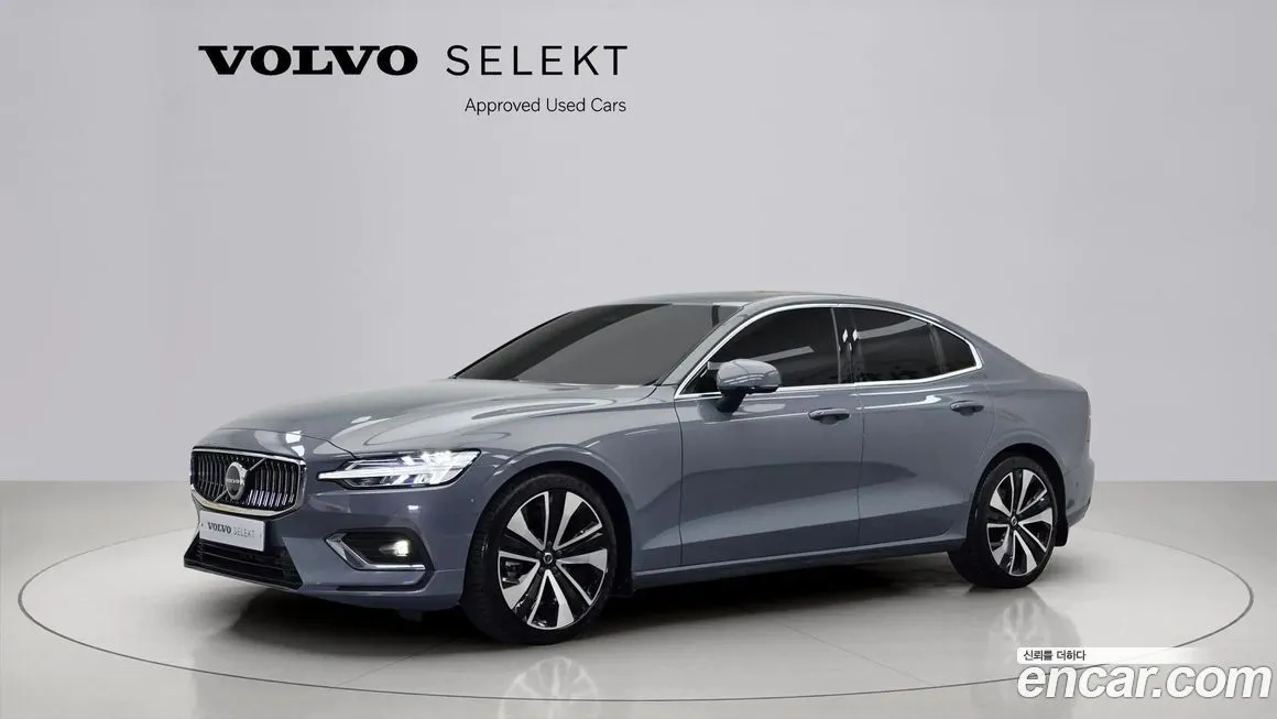Volvo S60 2023 из KR, фото 1