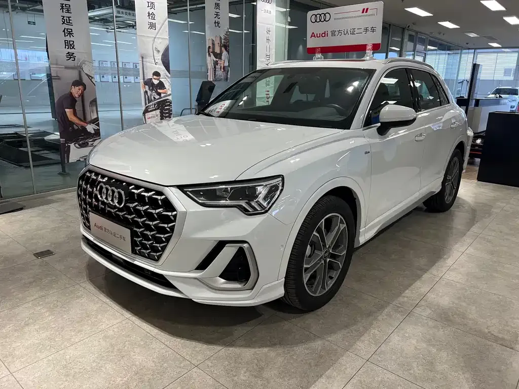 Audi Q3 2024 из CN, фото 5