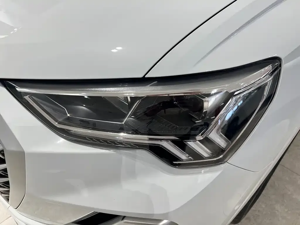 Audi Q3 2024 из CN, фото 6