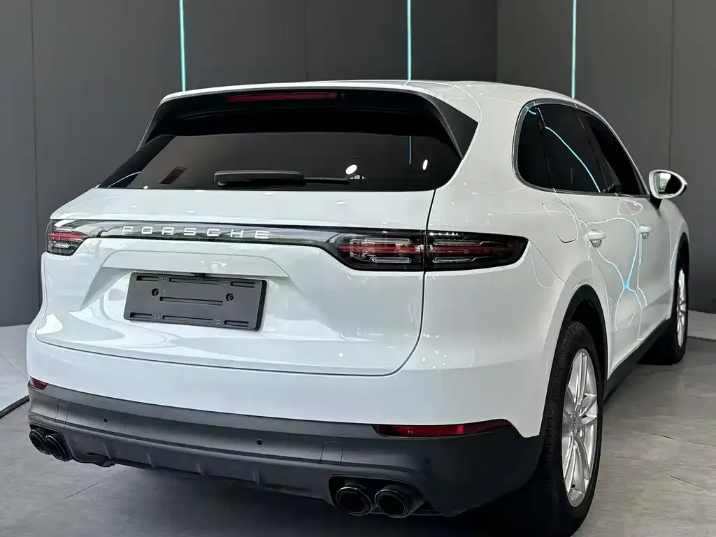 Porsche Cayenne Hybrid 2023 из CN, фото 6