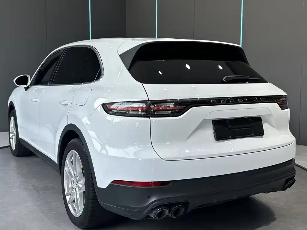Porsche Cayenne Hybrid 2023 из CN, фото 8
