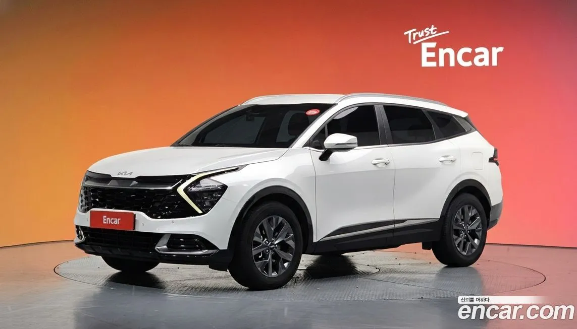 Kia Sportage — фото 1