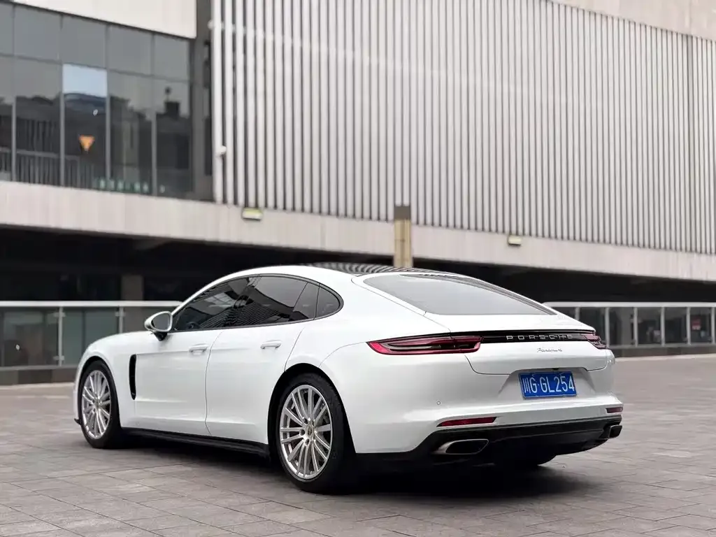 Porsche Panamera 2021 из CN, фото 7
